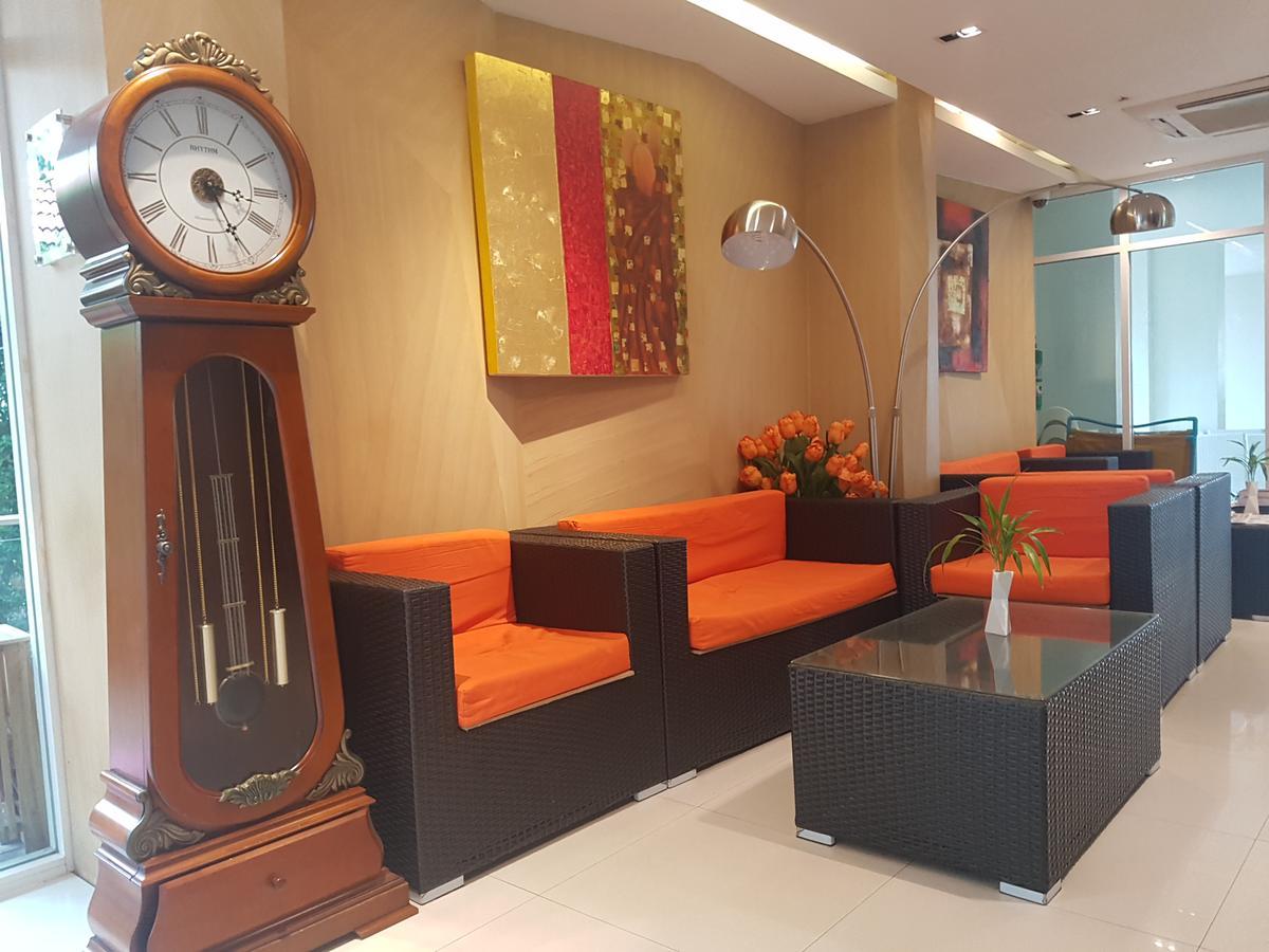 Kavin Buri Green Hotel Удонтхані Екстер'єр фото