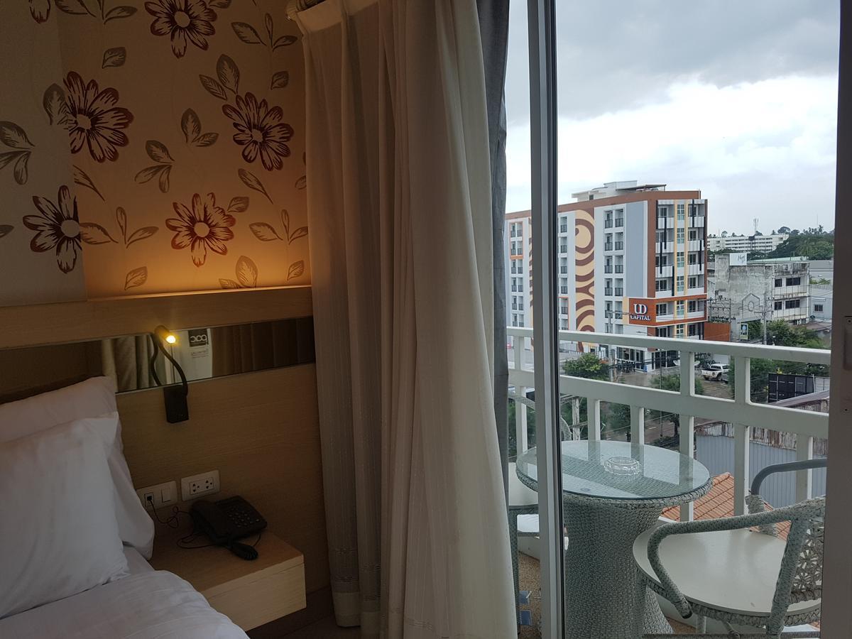Kavin Buri Green Hotel Удонтхані Екстер'єр фото