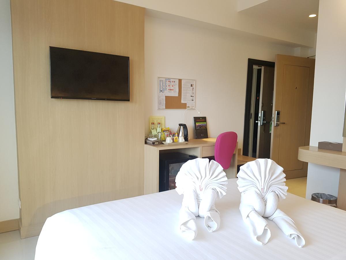Kavin Buri Green Hotel Удонтхані Екстер'єр фото